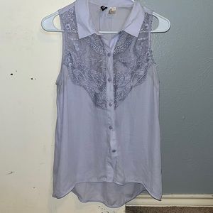 Lavender/lilac sleeveless button up blouse H&M size 8